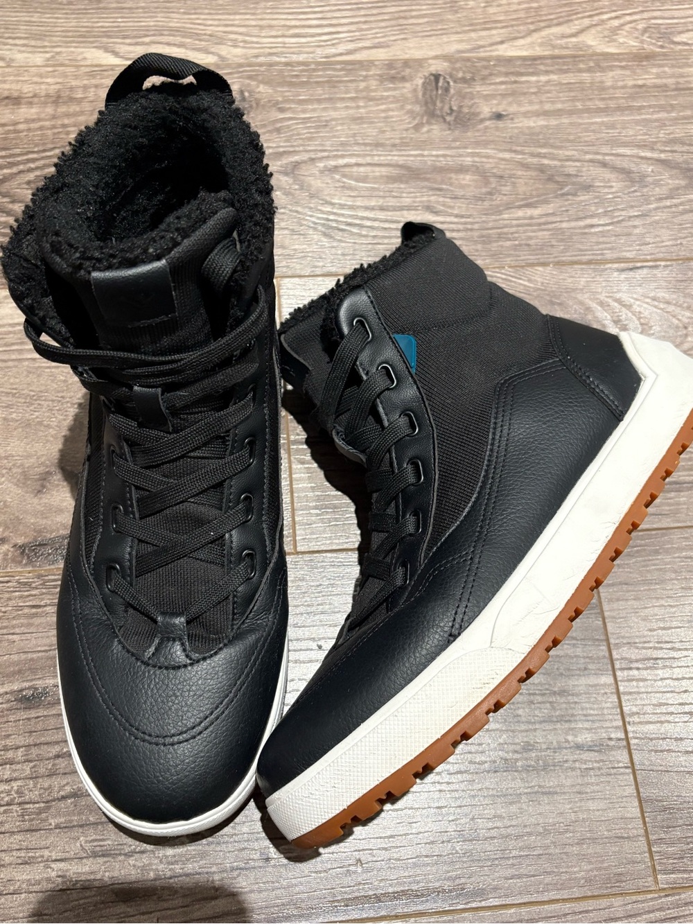 Vessi Alta Waterproof High Top Boots in Asphalt Black Womens Size 9 - Picture 2 of 11